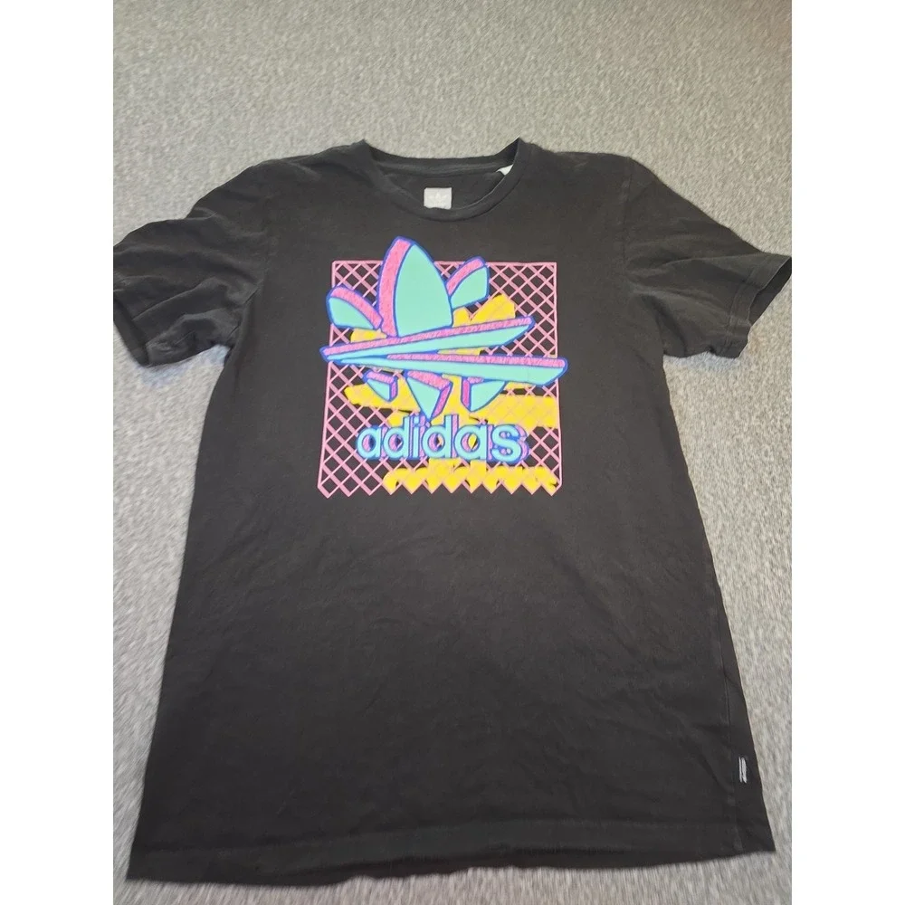 Adidas Shirt Mens Medium Skateboarding Short Sleeve Black Thaxter Skate